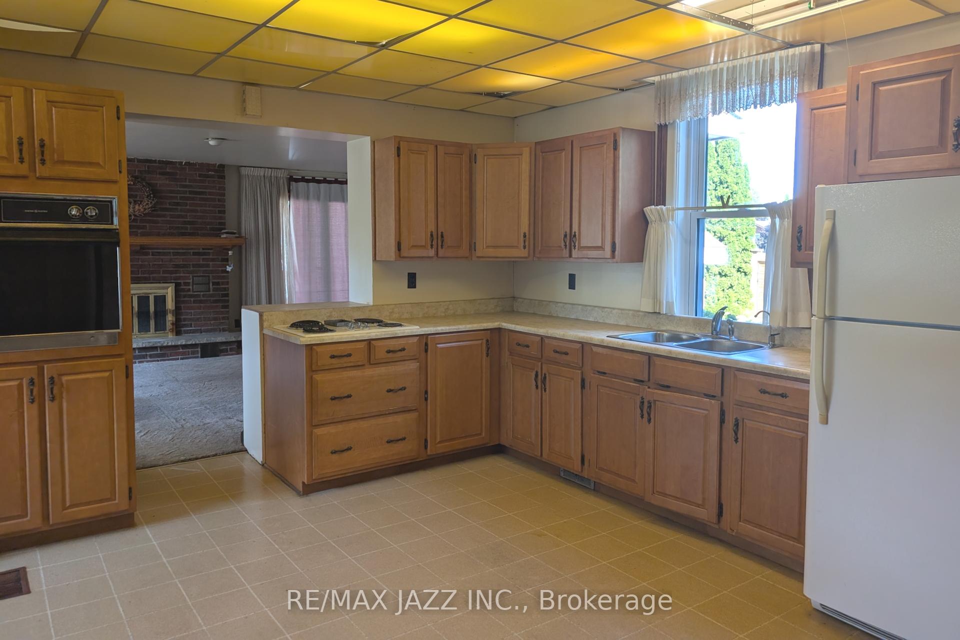 Photo 8 of 2528 Prestonvale Road, Clarington, Courtice — HOMEH