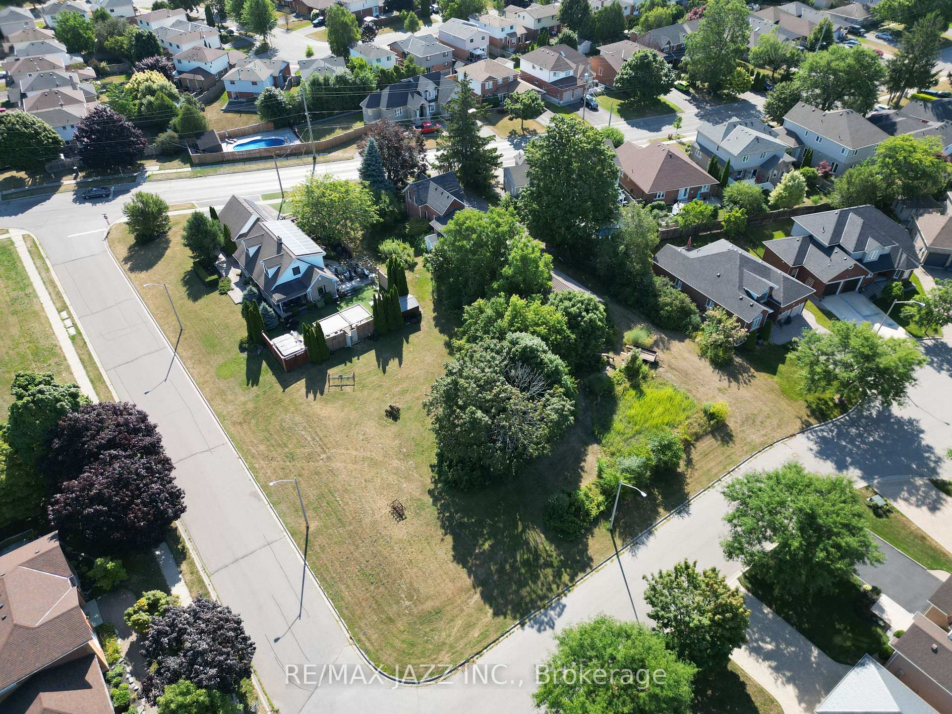 Photo 18 of 2528 Prestonvale Road, Clarington, Courtice — HOMEH