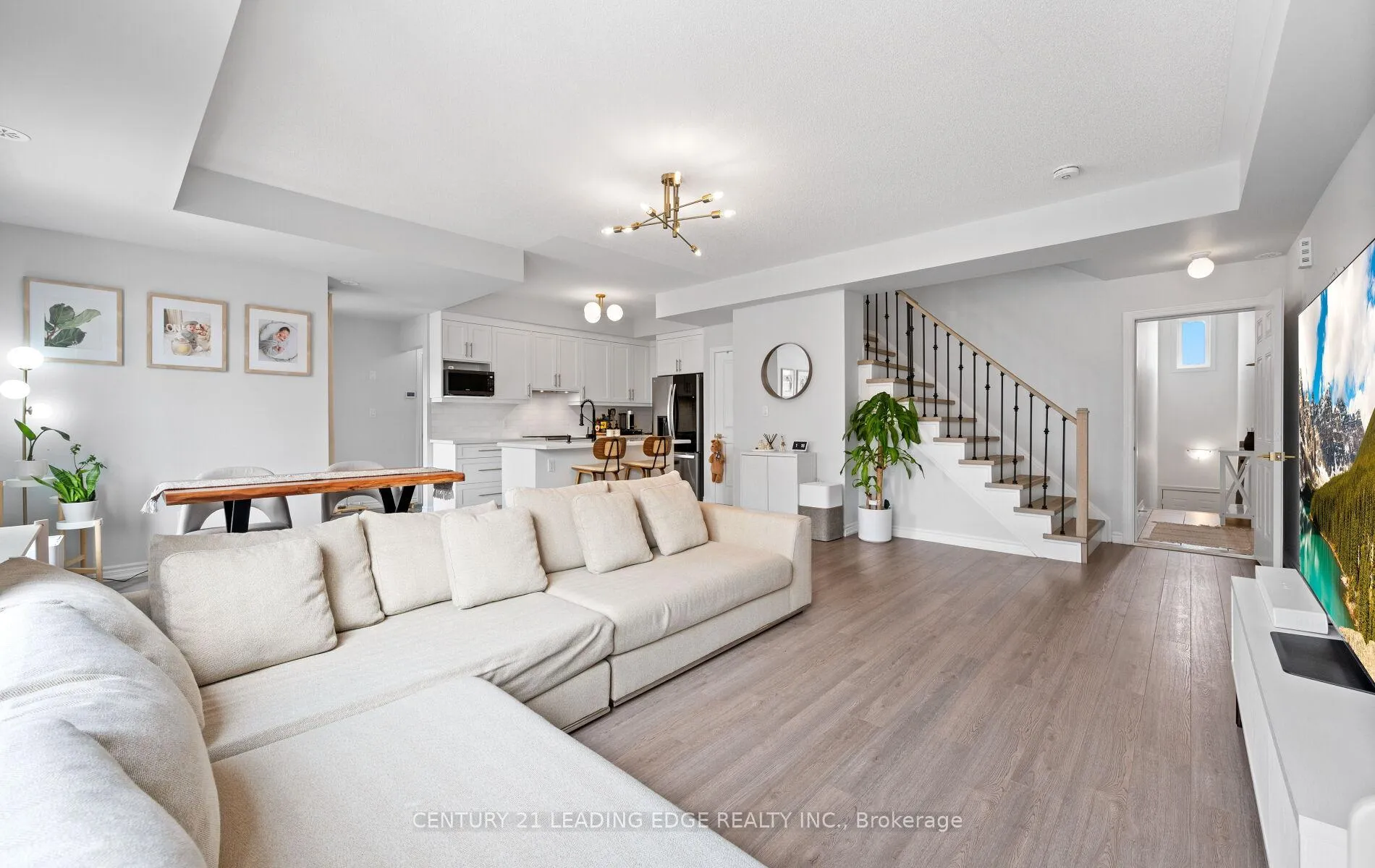 Photo 5 of 2740 William Jackson Drive, Pickering, Duffin Heights — HOMEH