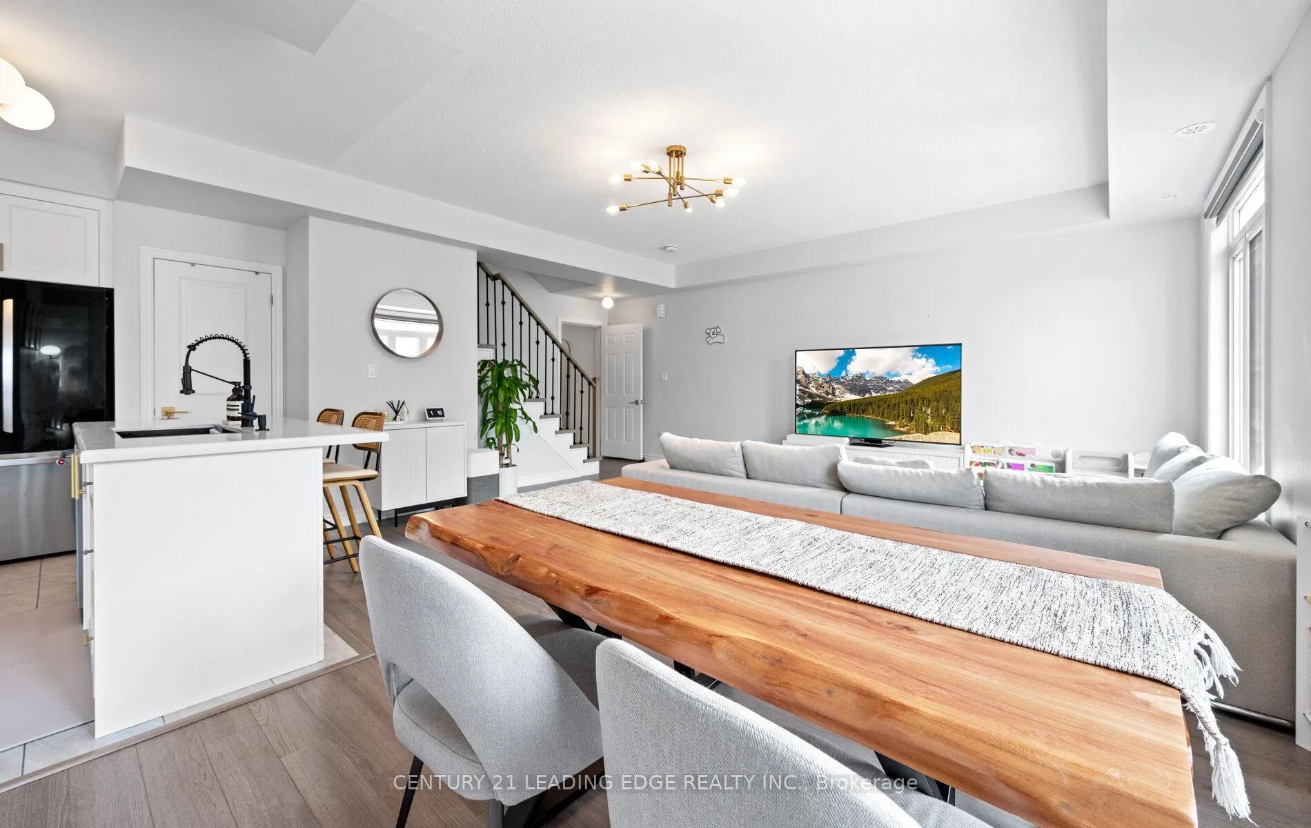 Photo 10 of 2740 William Jackson Drive, Pickering, Duffin Heights — HOMEH