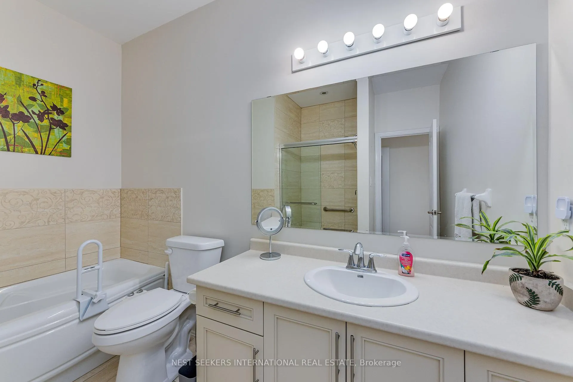 Photo 16 of 166 Ridge Way, New Tecumseth, Alliston — HOMEH