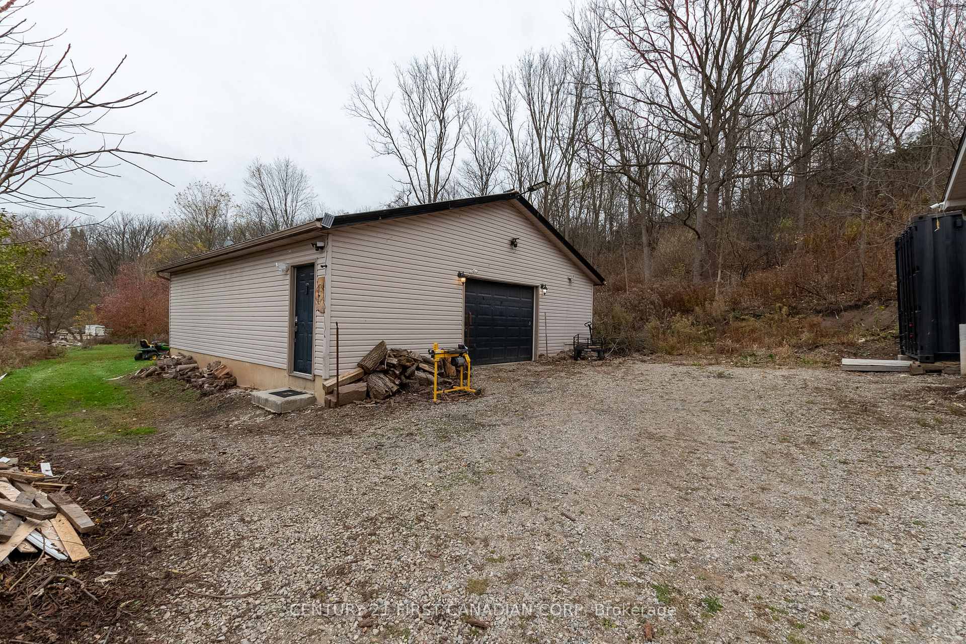 Photo 3 of 12 Davis Street, Central Elgin, Lynhurst — HOMEH