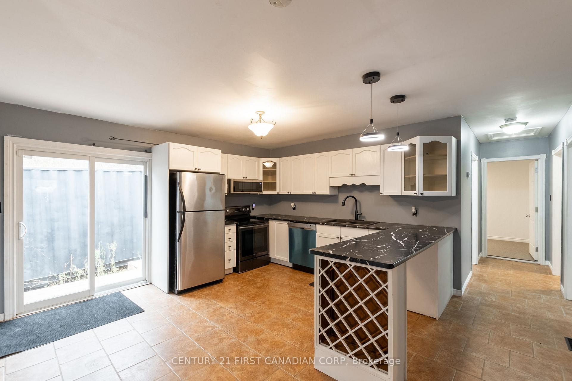 Photo 13 of 12 Davis Street, Central Elgin, Lynhurst — HOMEH
