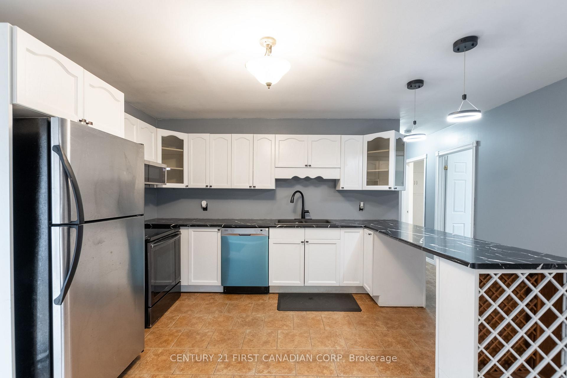 Photo 17 of 12 Davis Street, Central Elgin, Lynhurst — HOMEH