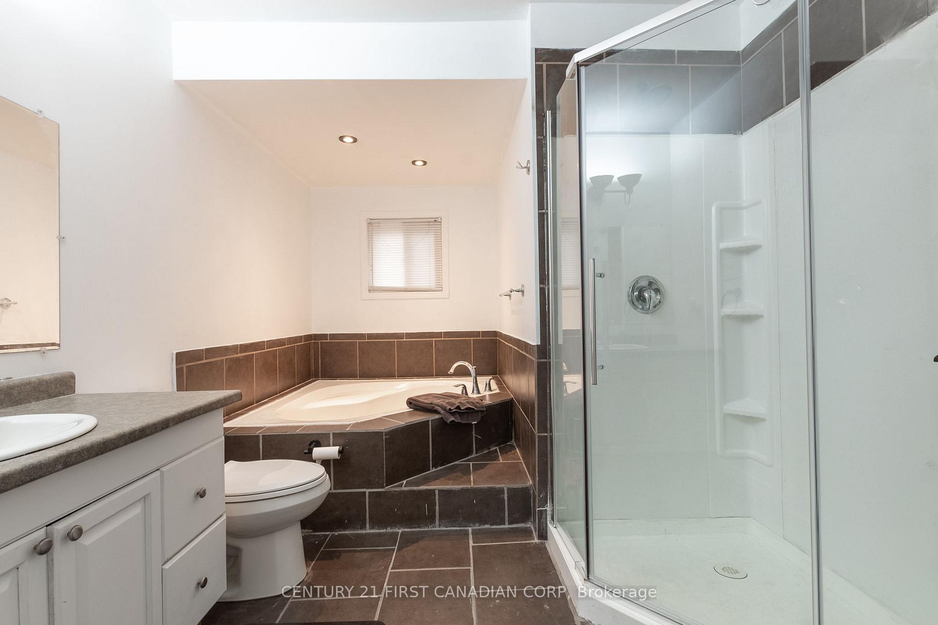 Photo 27 of 12 Davis Street, Central Elgin, Lynhurst — HOMEH
