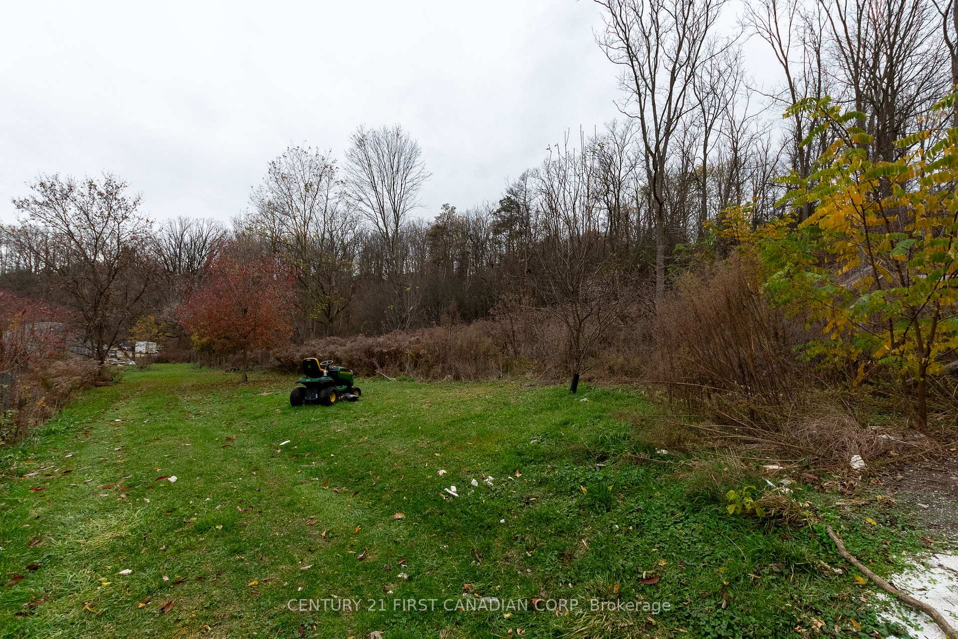 Photo 33 of 12 Davis Street, Central Elgin, Lynhurst — HOMEH