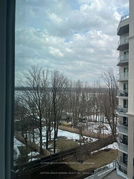 Photo 10 of 56 Lakeside Terrace, Barrie, Little Lake — HOMEH