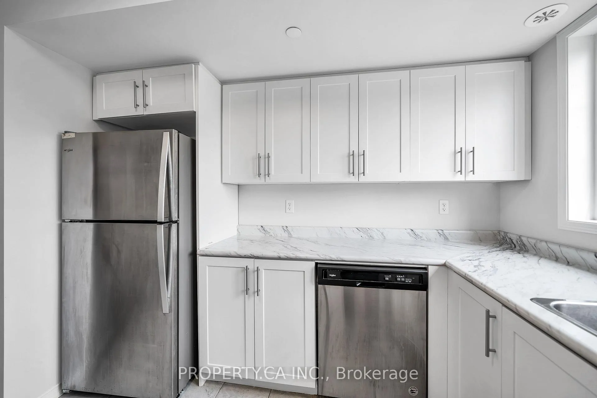 Photo 7 of 2564 Rosedrop Path, Oshawa, Windfields — HOMEH