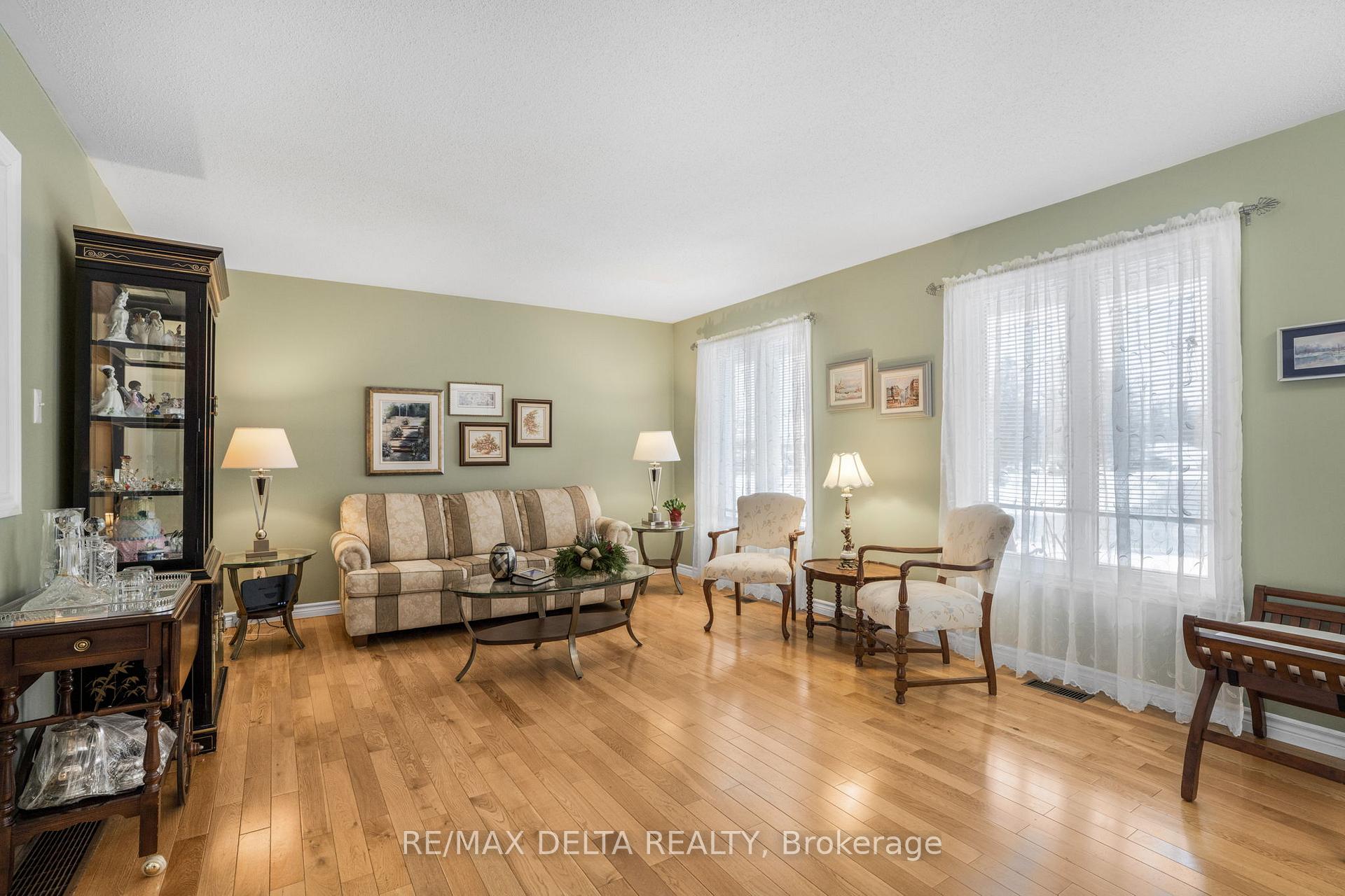 Photo 6 of 133 Home Avenue, Champlain, Vankleek Hill — HOMEH