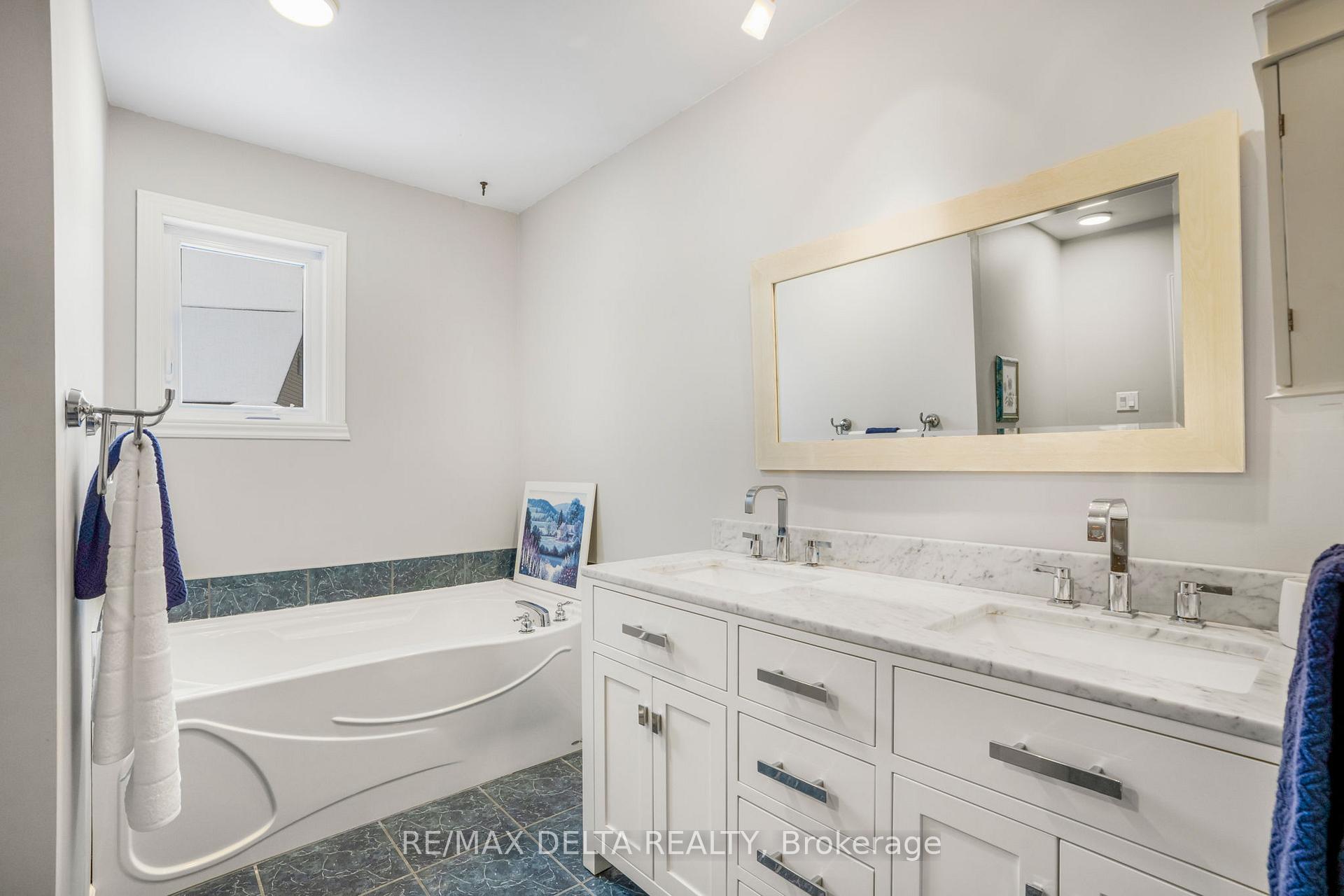 Photo 20 of 133 Home Avenue, Champlain, Vankleek Hill — HOMEH