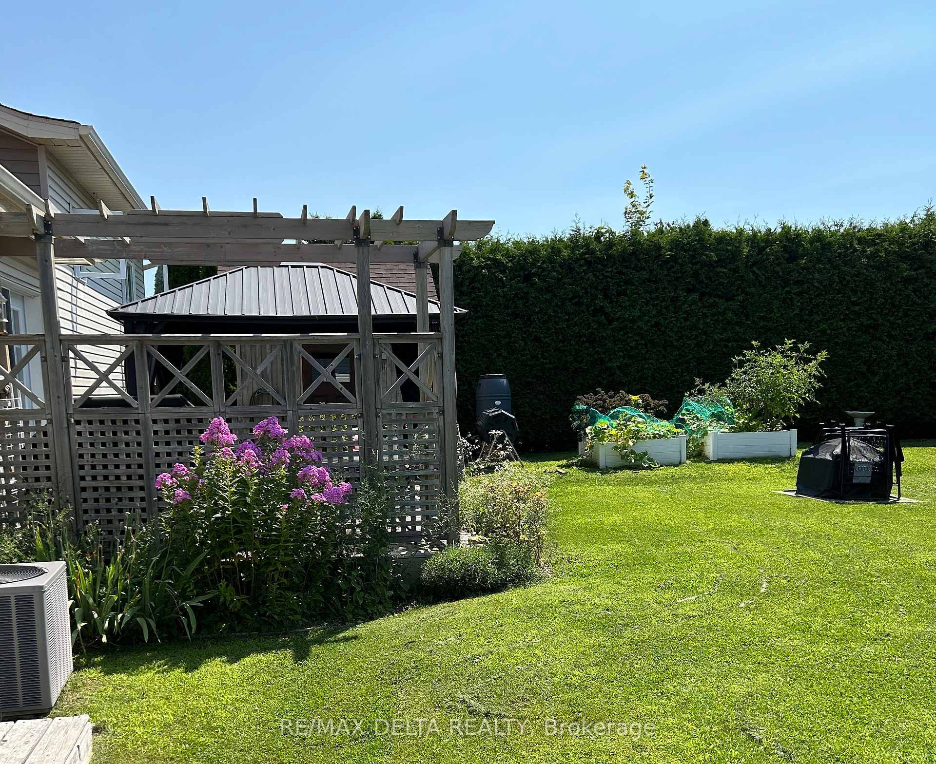 Photo 33 of 133 Home Avenue, Champlain, Vankleek Hill — HOMEH