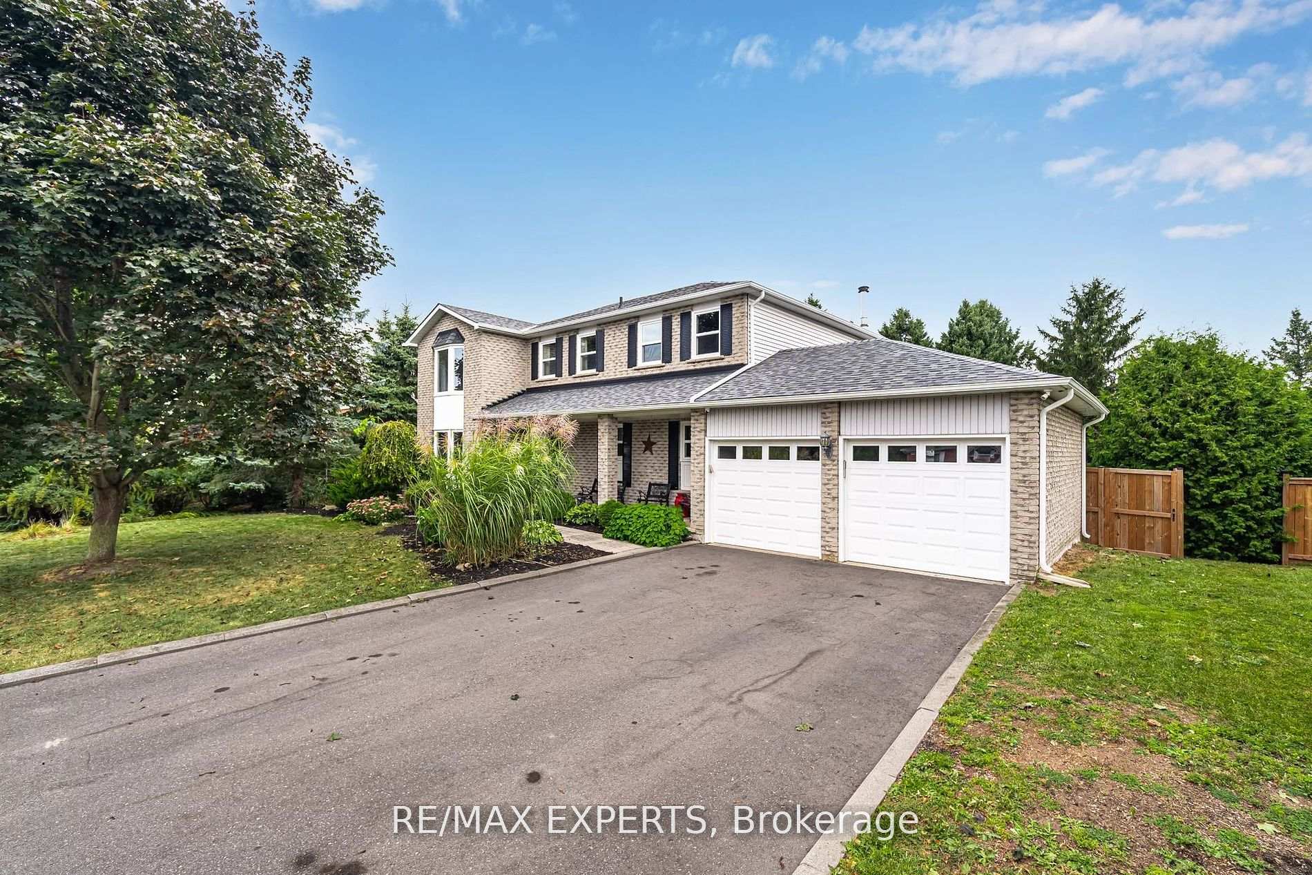 Photo 4 of 37 Erinlea Crescent, Erin — HOMEH