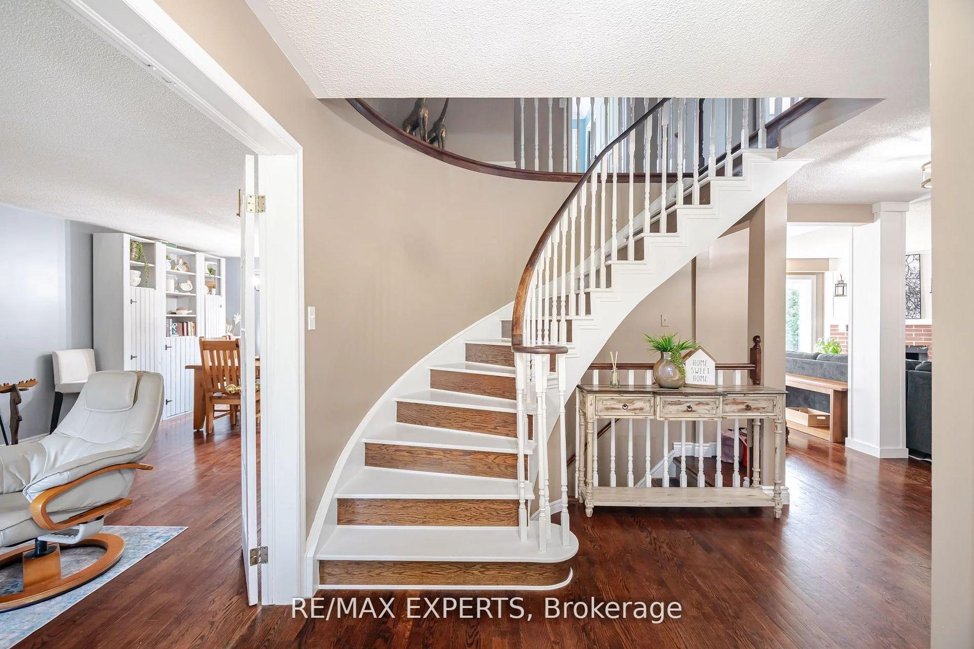 Photo 7 of 37 Erinlea Crescent, Erin — HOMEH