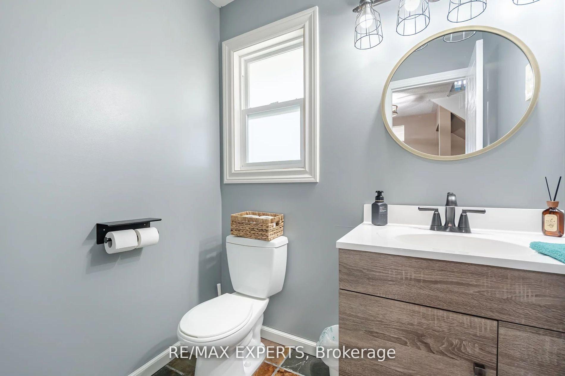 Photo 20 of 37 Erinlea Crescent, Erin — HOMEH