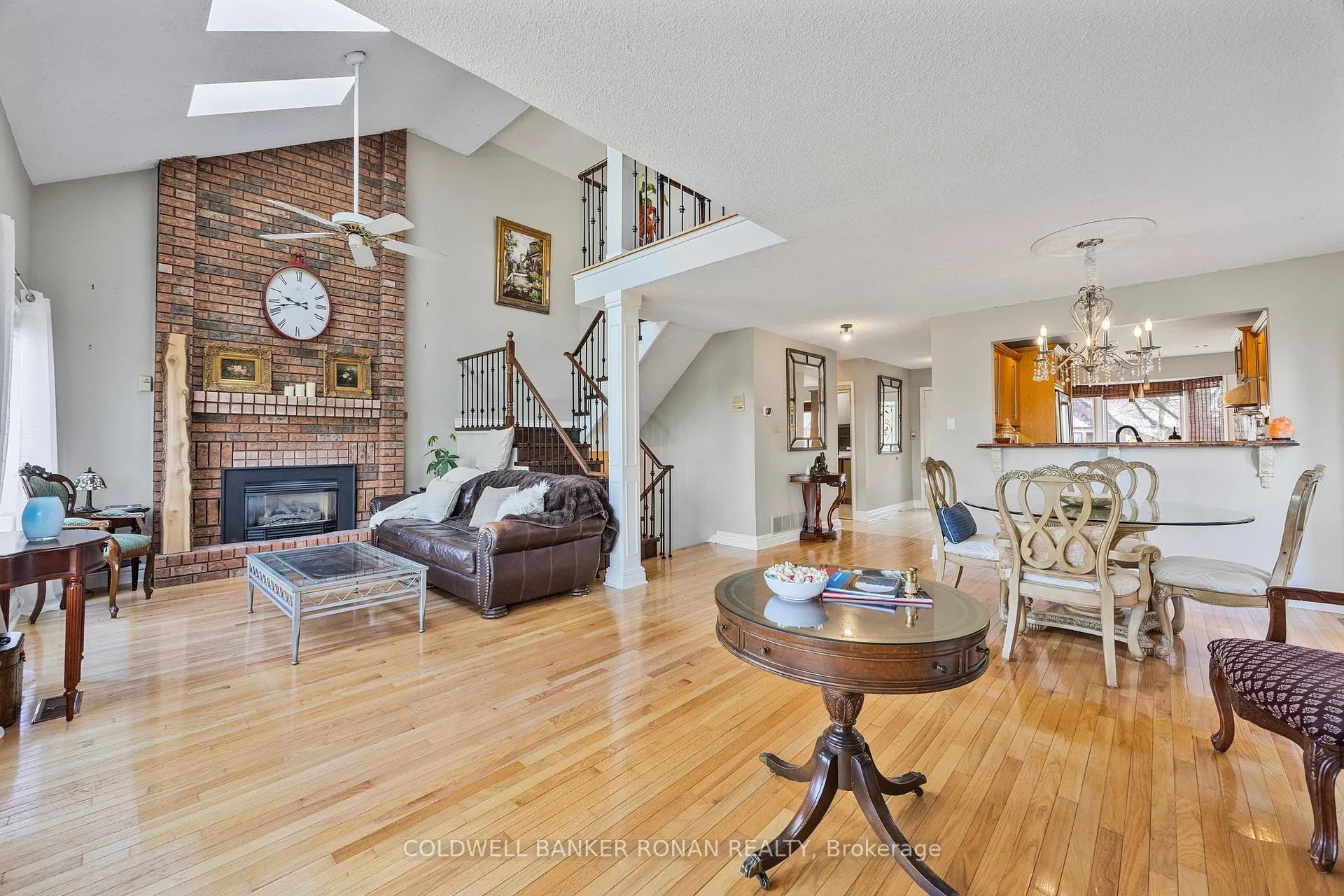 Photo 16 of 62 Riverview Road, New Tecumseth, Alliston — HOMEH