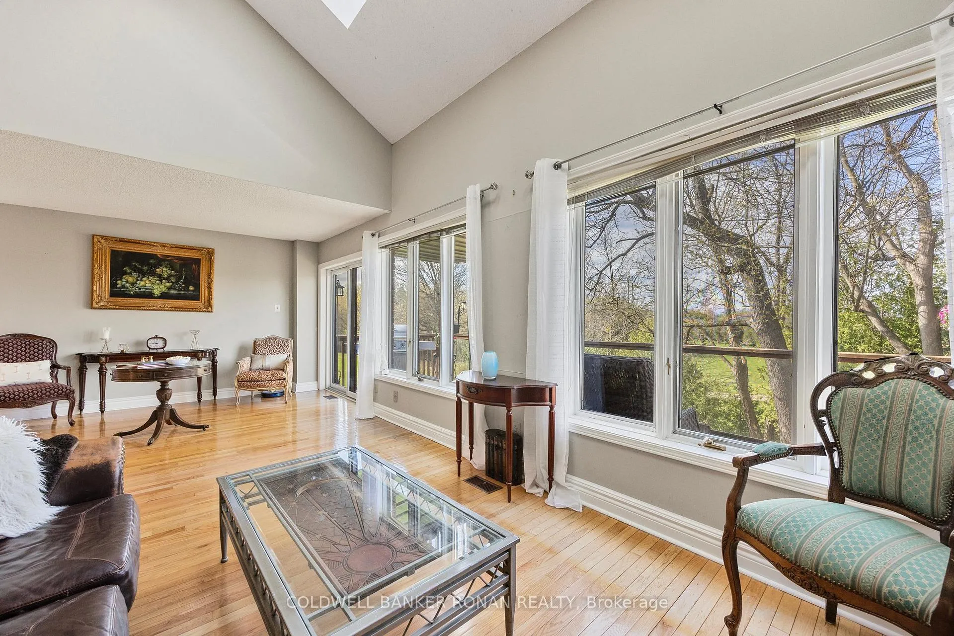 Photo 19 of 62 Riverview Road, New Tecumseth, Alliston — HOMEH