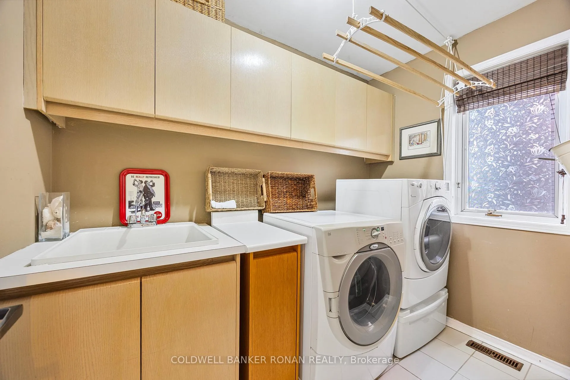 Photo 22 of 62 Riverview Road, New Tecumseth, Alliston — HOMEH