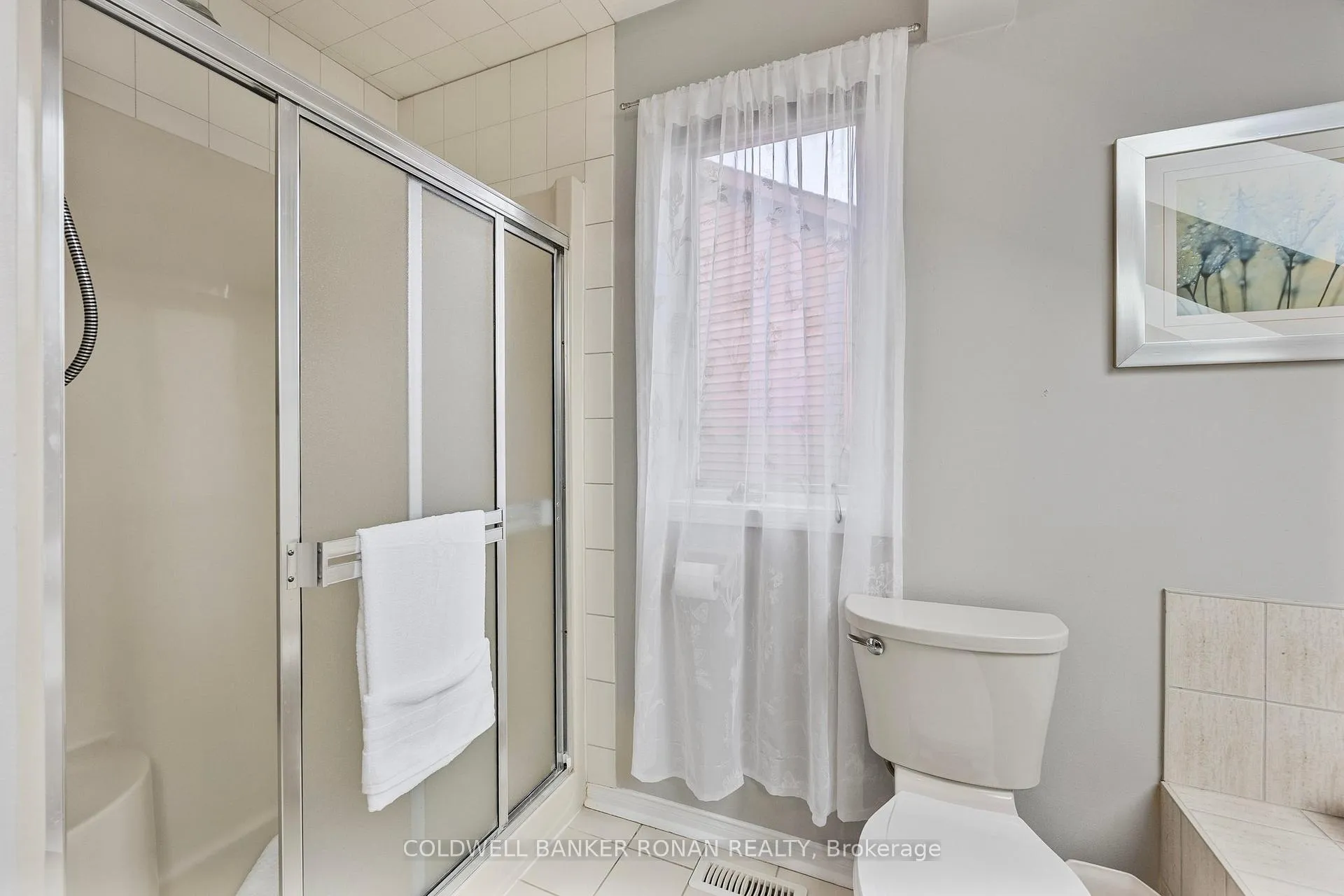 Photo 28 of 62 Riverview Road, New Tecumseth, Alliston — HOMEH