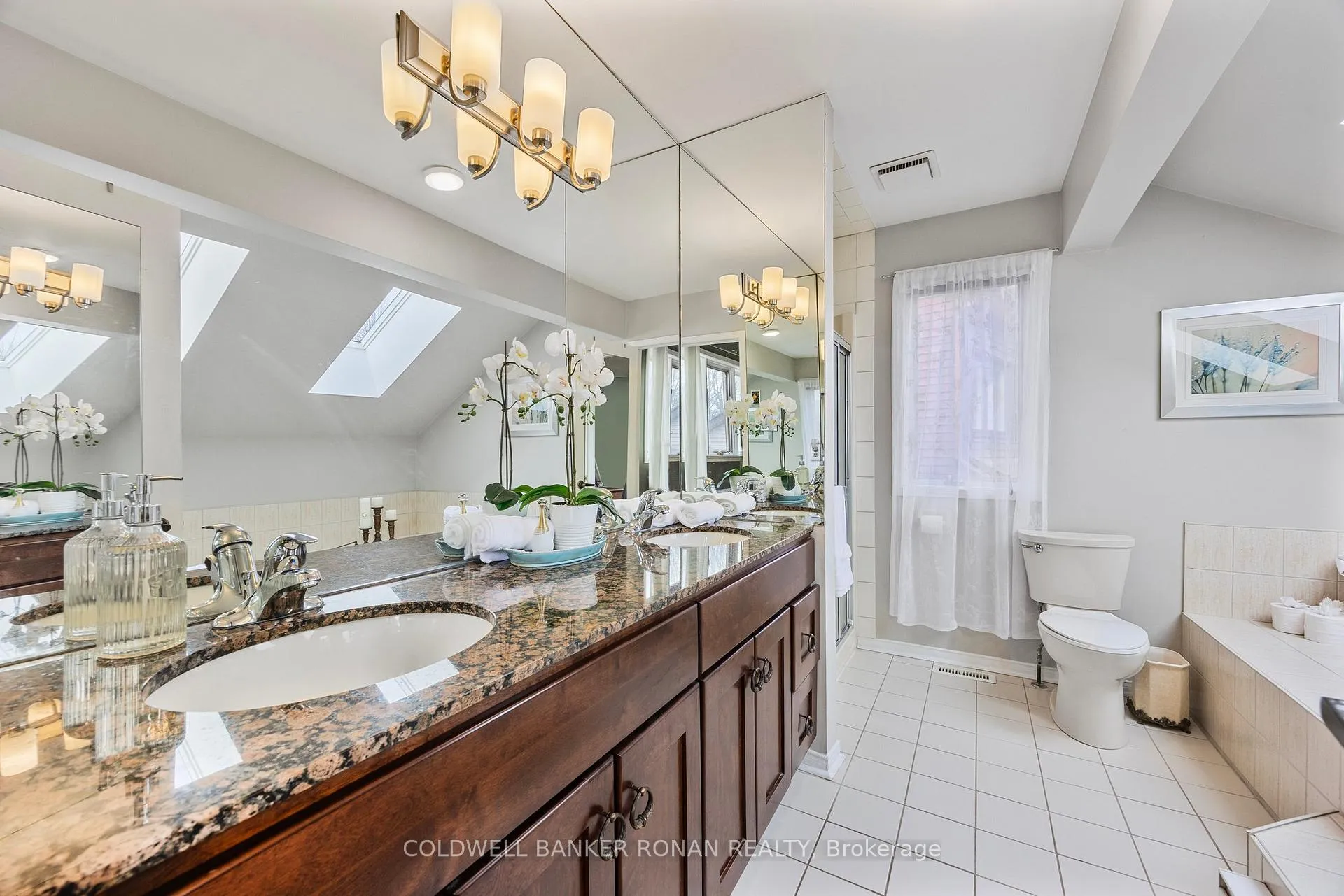 Photo 29 of 62 Riverview Road, New Tecumseth, Alliston — HOMEH