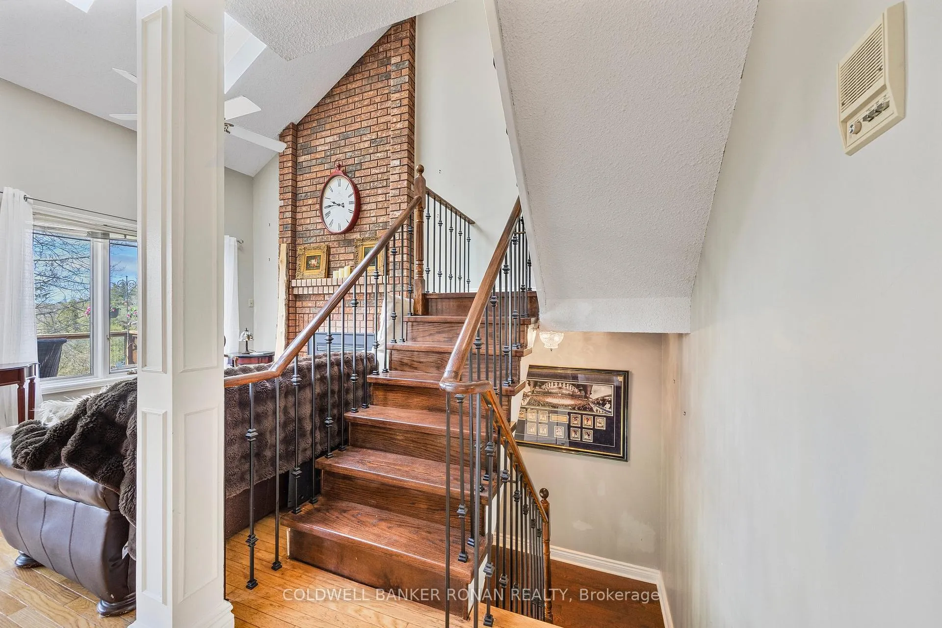 Photo 30 of 62 Riverview Road, New Tecumseth, Alliston — HOMEH
