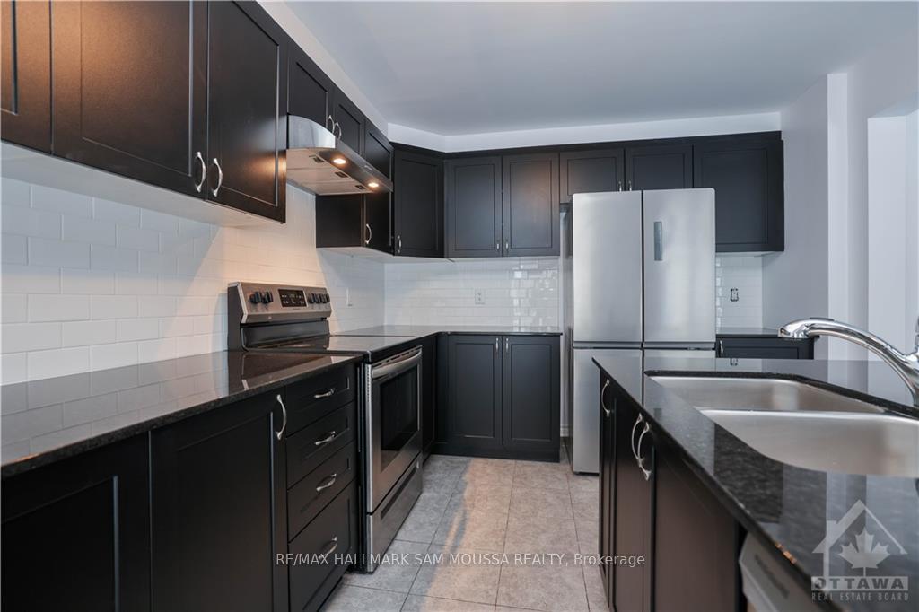 Photo 9 of 395 Aphelion Crescent, Ottawa, Barrhaven - Half Moon Bay — HOMEH