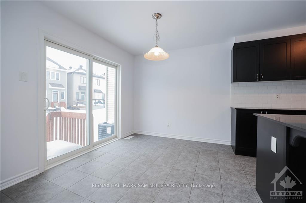 Photo 12 of 395 Aphelion Crescent, Ottawa, Barrhaven - Half Moon Bay — HOMEH