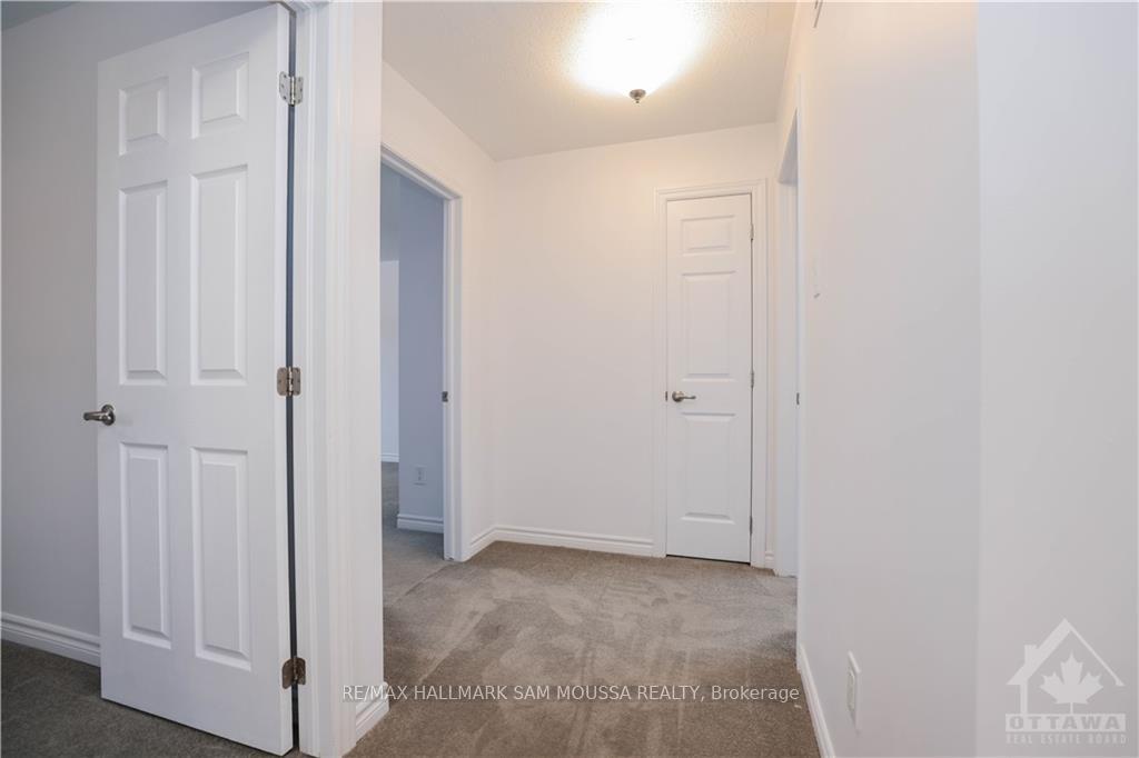 Photo 15 of 395 Aphelion Crescent, Ottawa, Barrhaven - Half Moon Bay — HOMEH
