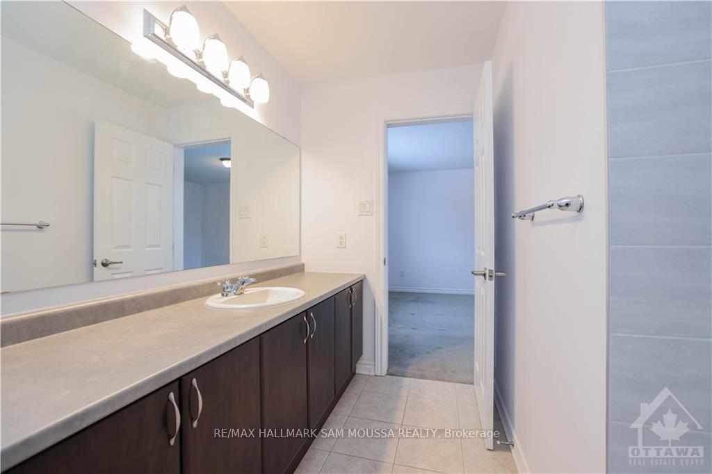 Photo 21 of 395 Aphelion Crescent, Ottawa, Barrhaven - Half Moon Bay — HOMEH