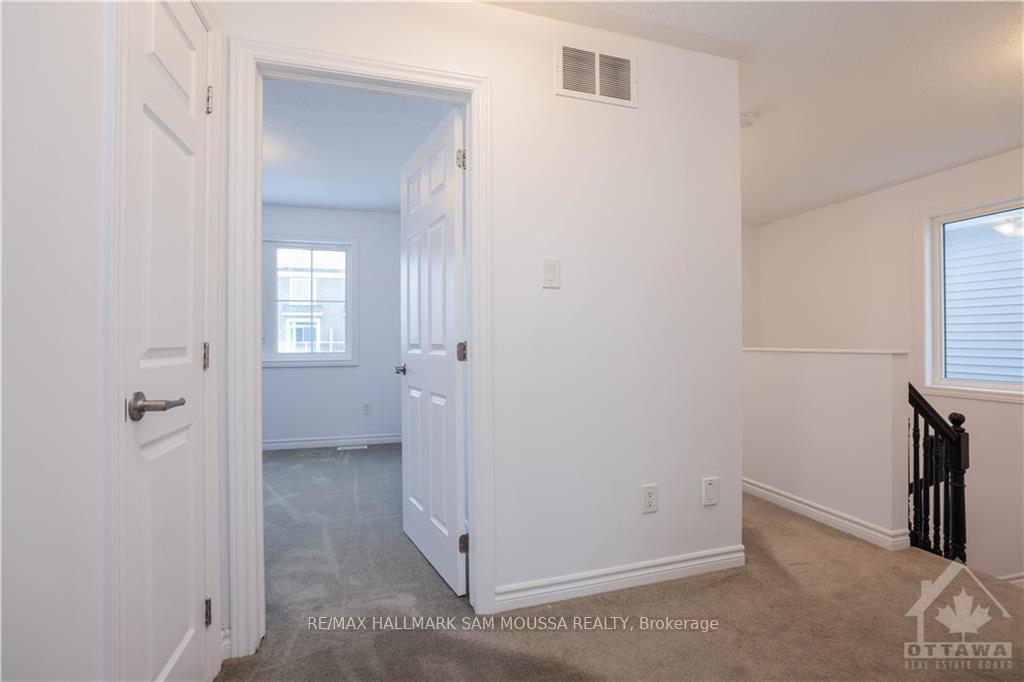 Photo 22 of 395 Aphelion Crescent, Ottawa, Barrhaven - Half Moon Bay — HOMEH