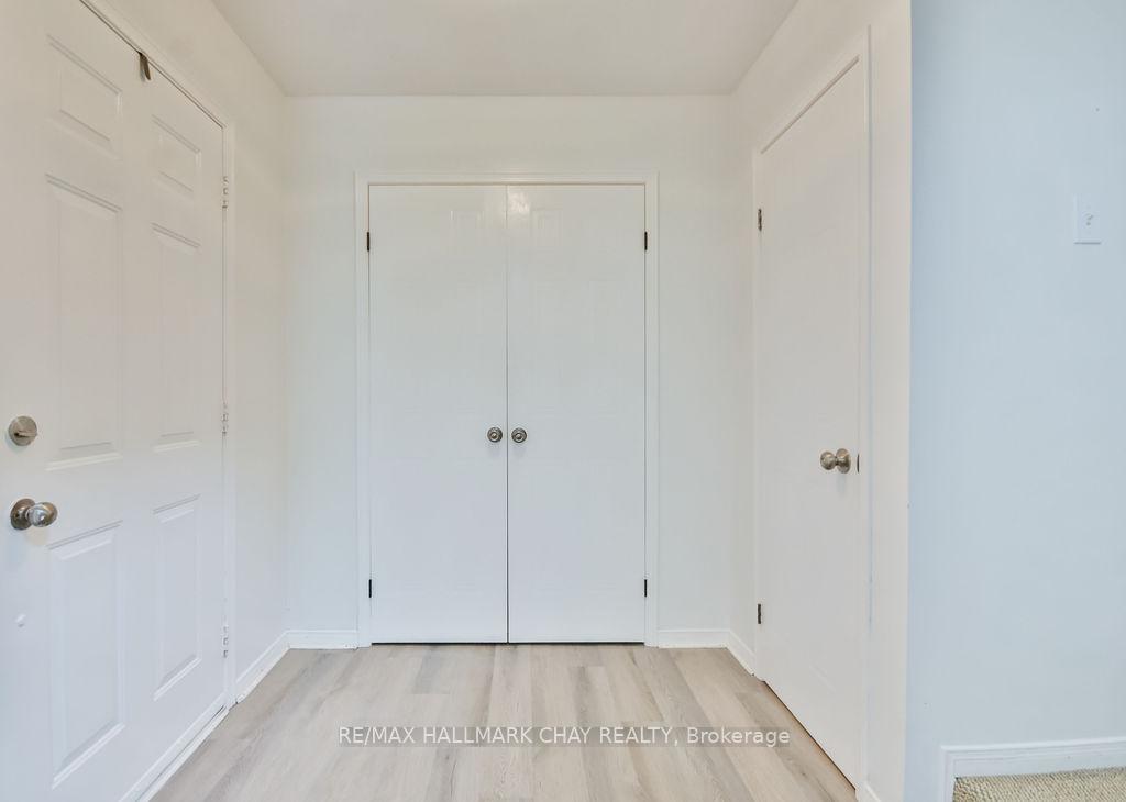 Photo 8 of 103 Garden Drive, Barrie, Painswick South — HOMEH