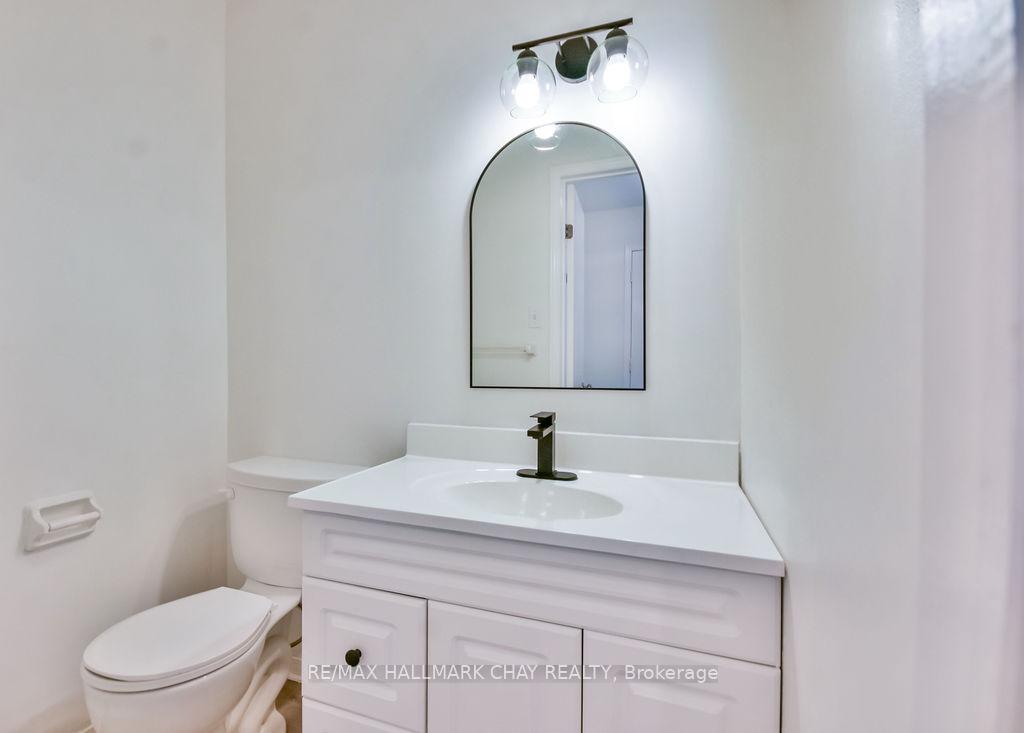 Photo 45 of 103 Garden Drive, Barrie, Painswick South — HOMEH