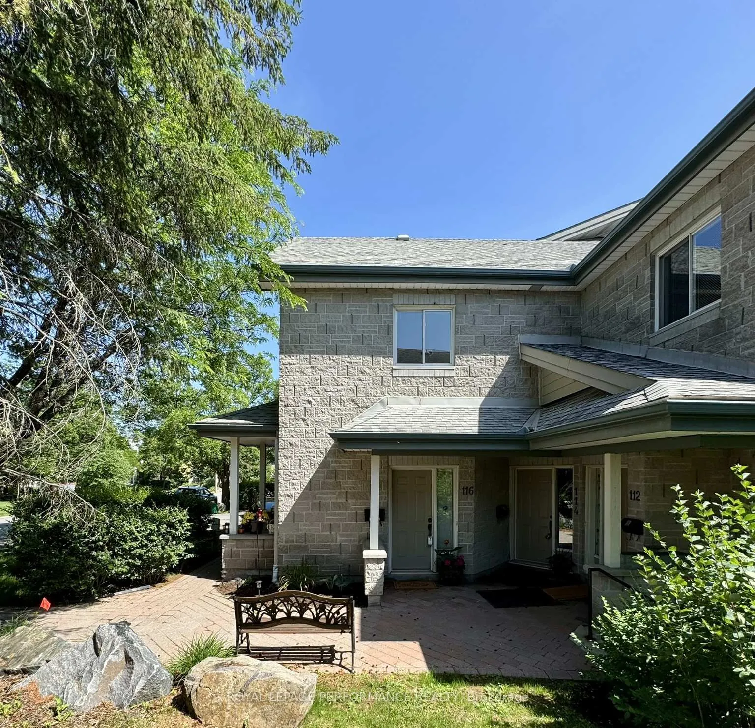 Front of 116 Robson Court
