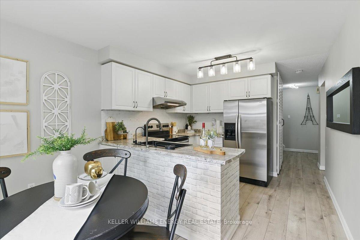 Photo 5 of 89 Yorkville Drive, Clarington, Courtice — HOMEH