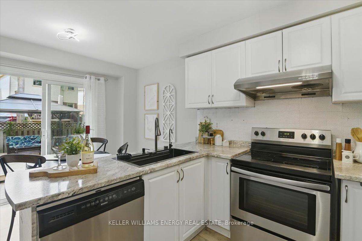 Photo 6 of 89 Yorkville Drive, Clarington, Courtice — HOMEH