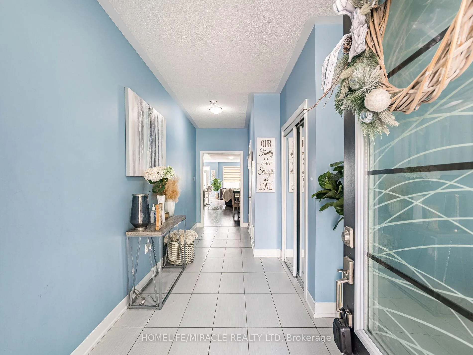 Photo 4 of 28 Donald Fleming Way, Whitby, Pringle Creek — HOMEH