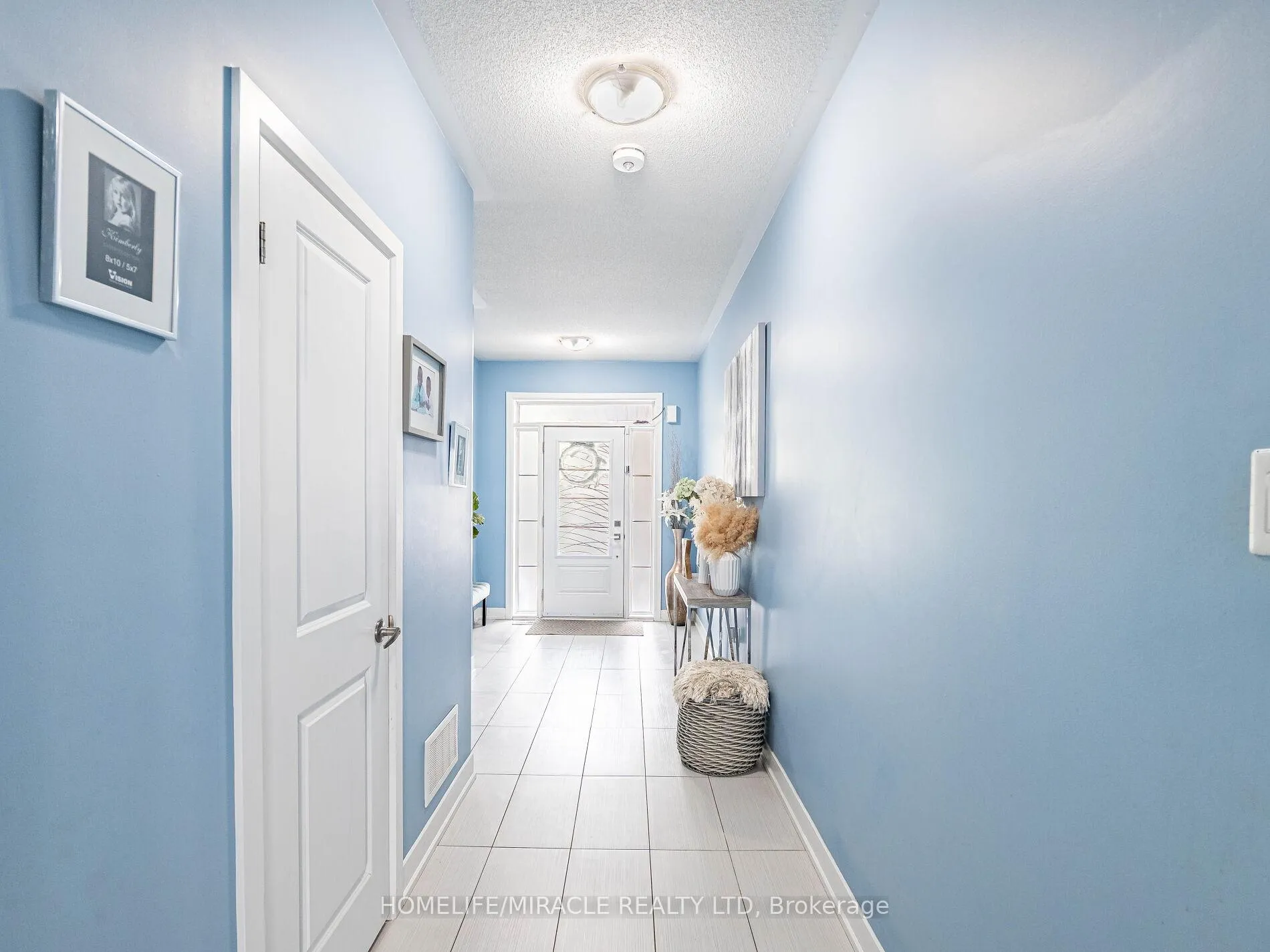 Photo 6 of 28 Donald Fleming Way, Whitby, Pringle Creek — HOMEH