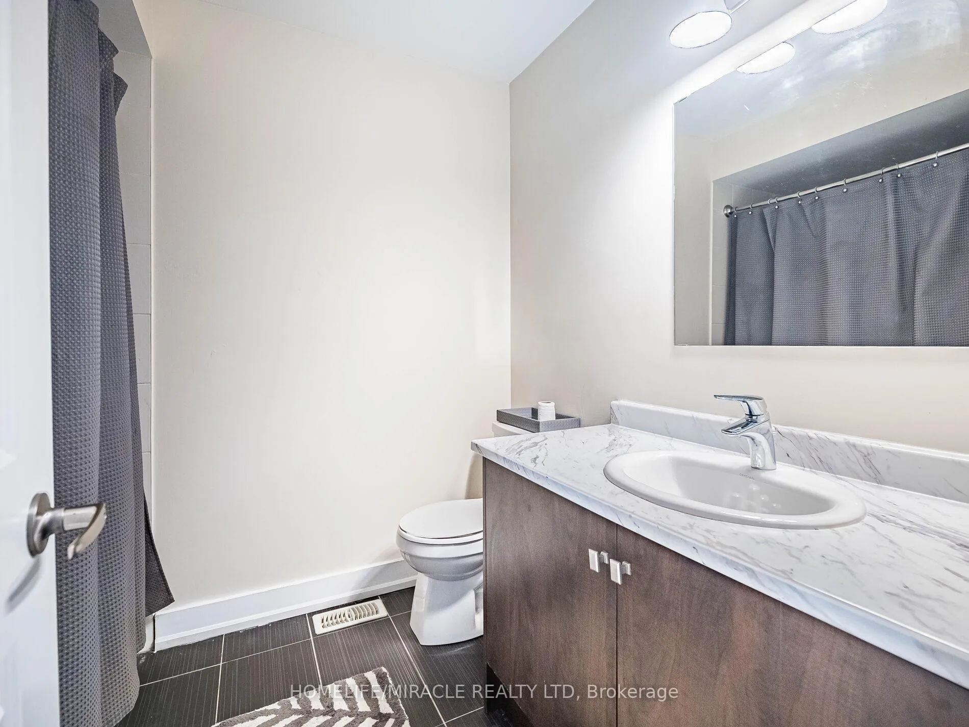 Photo 39 of 28 Donald Fleming Way, Whitby, Pringle Creek — HOMEH