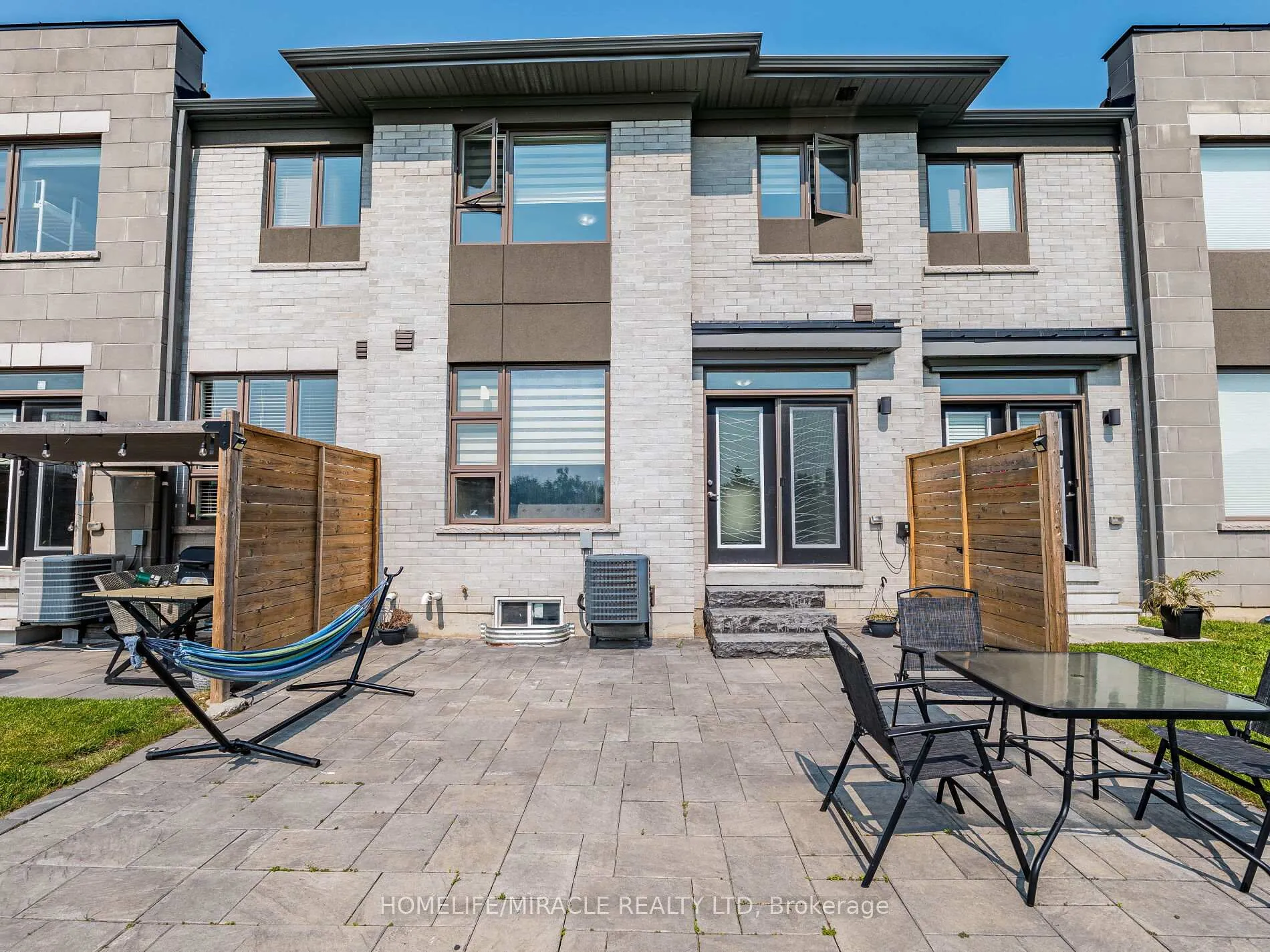 Photo 43 of 28 Donald Fleming Way, Whitby, Pringle Creek — HOMEH