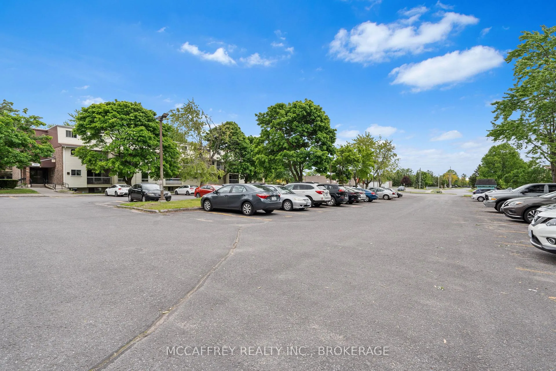 Photo 28 of 1010 Pembridge Crescent, Kingston, North of Taylor-Kidd Blvd — HOMEH