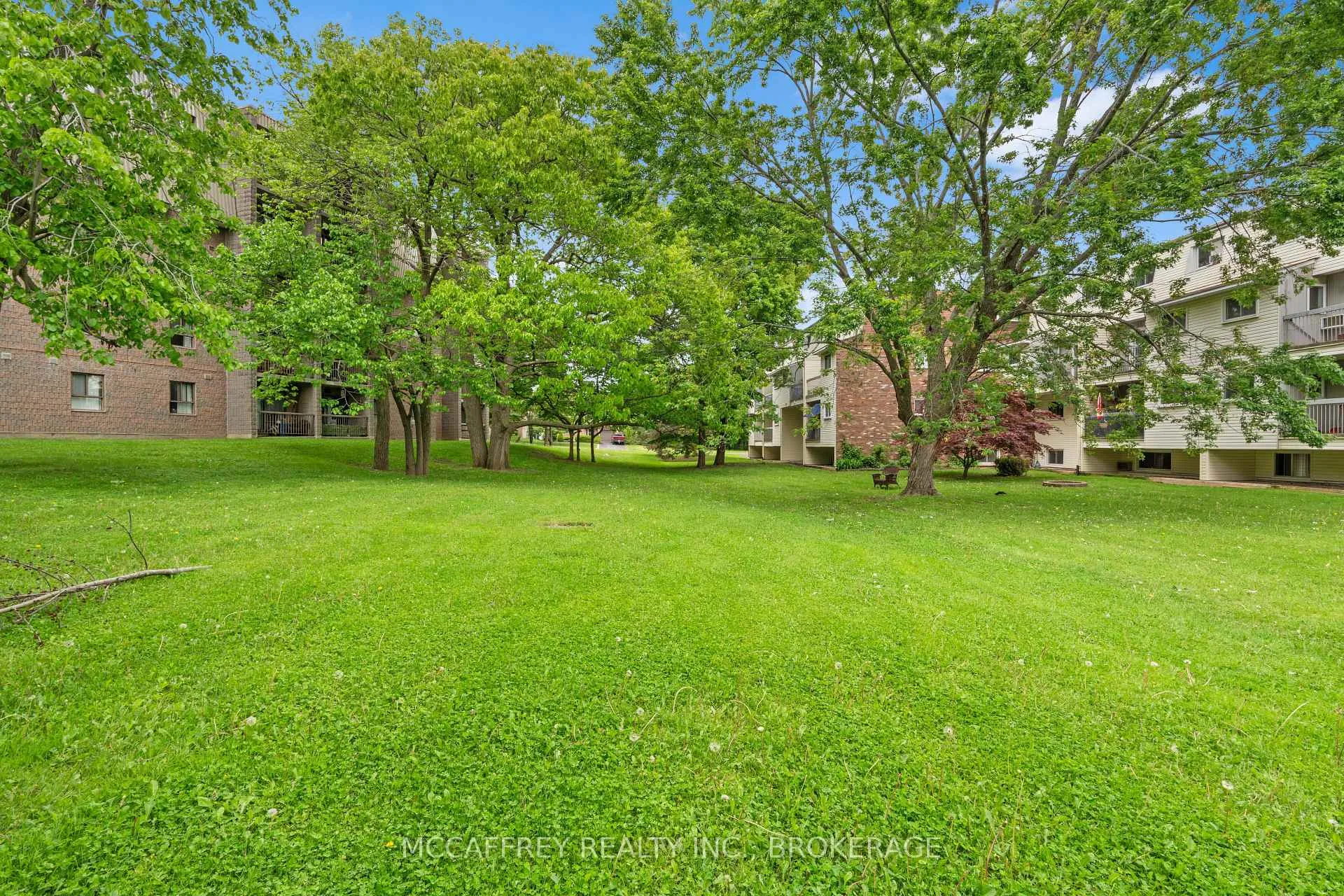 Photo 30 of 1010 Pembridge Crescent, Kingston, North of Taylor-Kidd Blvd — HOMEH
