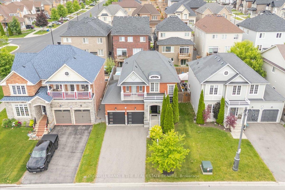 Photo 3 of 114 Laurendale Avenue, Georgina, Keswick South — HOMEH