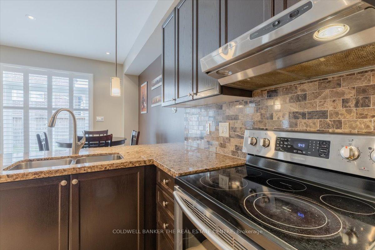 Photo 12 of 114 Laurendale Avenue, Georgina, Keswick South — HOMEH