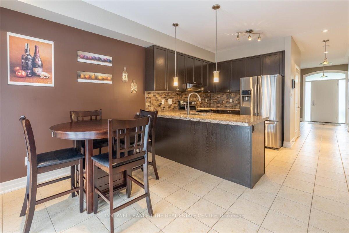 Photo 16 of 114 Laurendale Avenue, Georgina, Keswick South — HOMEH