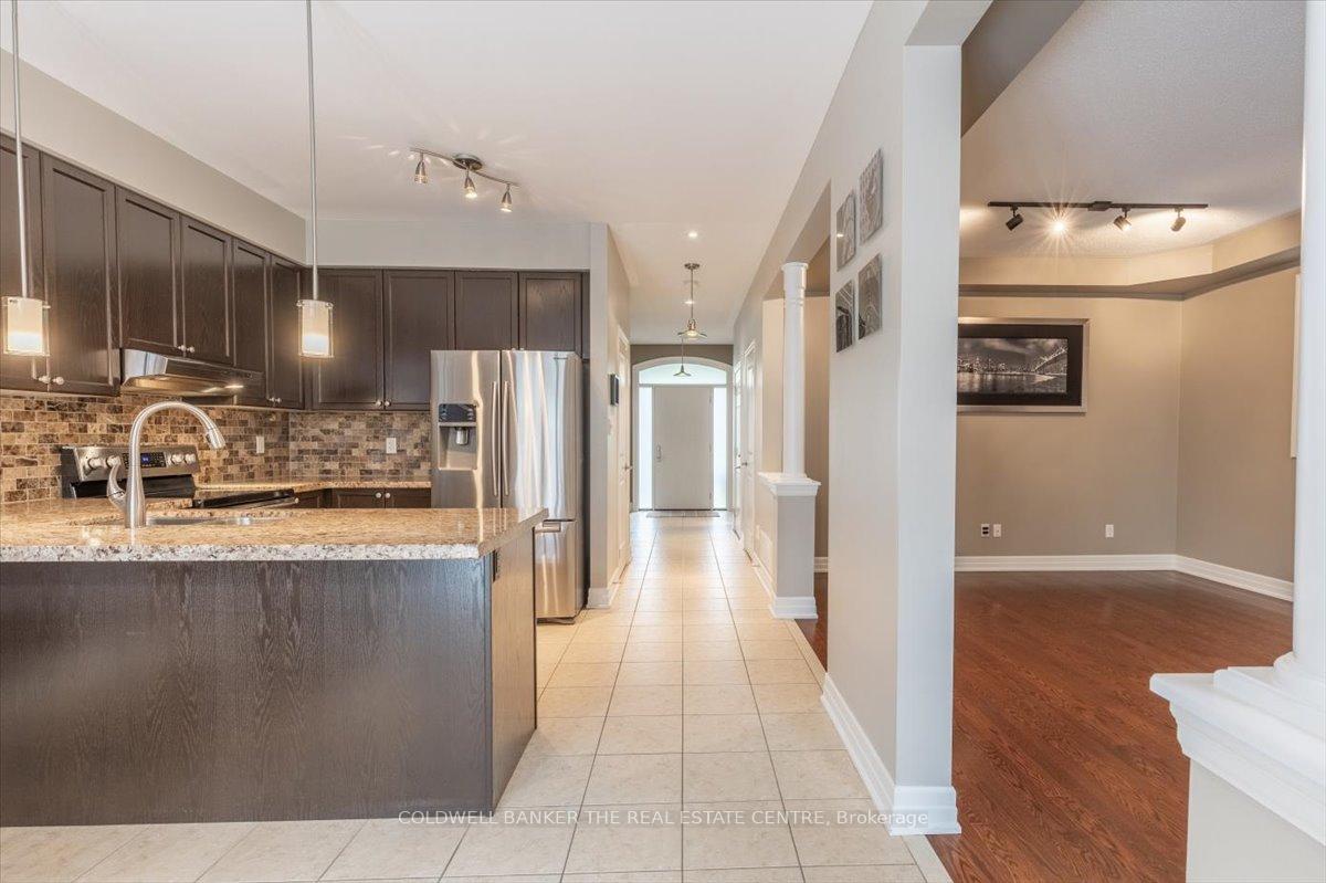 Photo 17 of 114 Laurendale Avenue, Georgina, Keswick South — HOMEH
