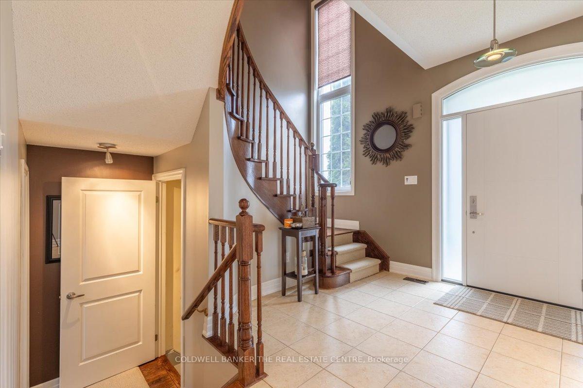 Photo 22 of 114 Laurendale Avenue, Georgina, Keswick South — HOMEH
