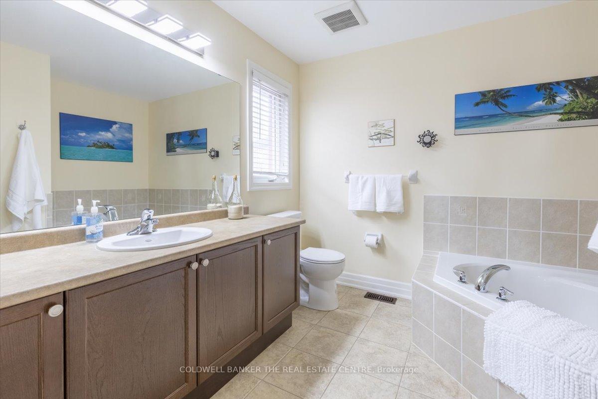 Photo 35 of 114 Laurendale Avenue, Georgina, Keswick South — HOMEH