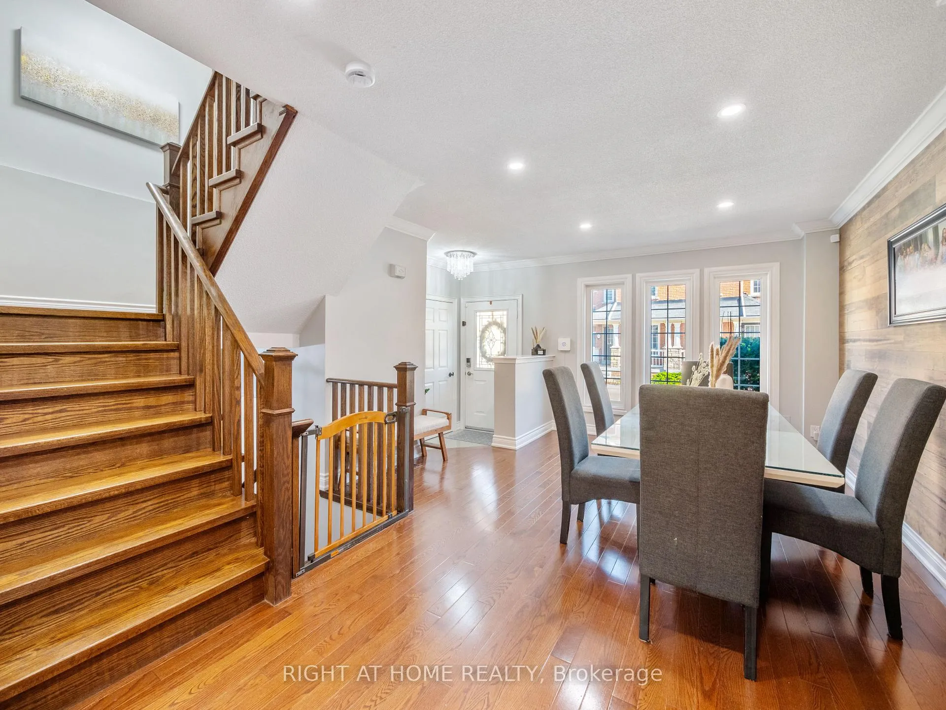 Photo 8 of 76 Torr Lane, Ajax, Central — HOMEH