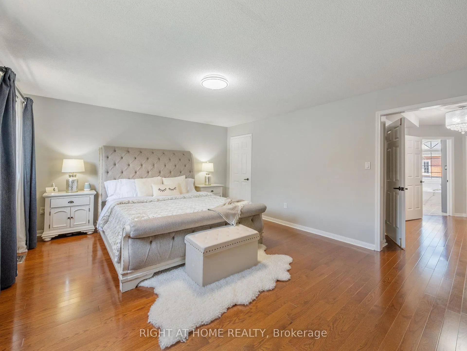 Photo 32 of 76 Torr Lane, Ajax, Central — HOMEH