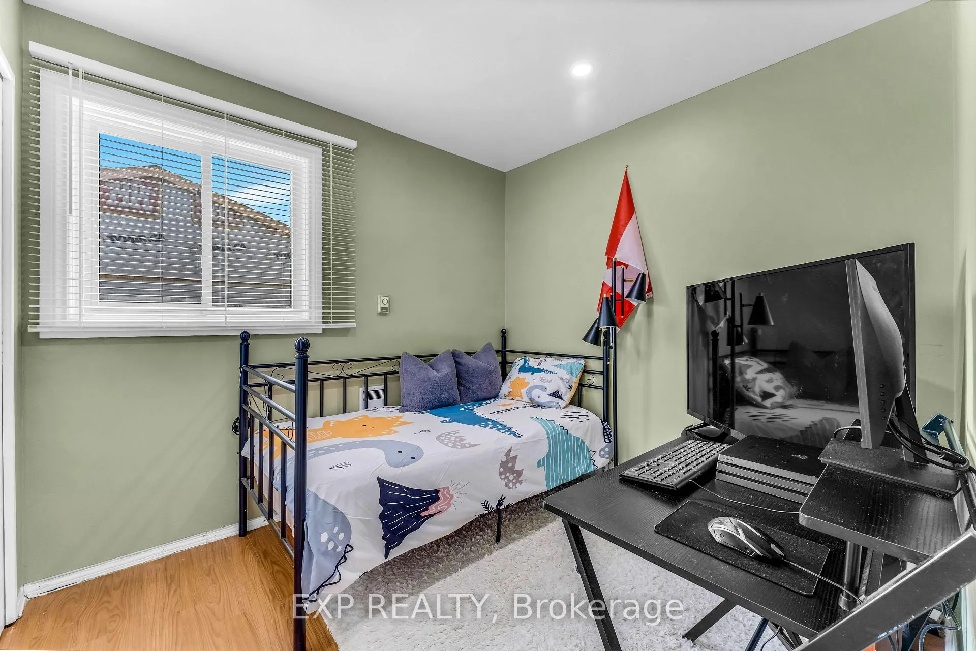 Photo 18 of 178 Silver Aspen Crescent, Kitchener — HOMEH