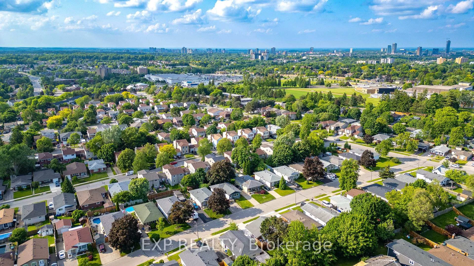 Photo 39 of 178 Silver Aspen Crescent, Kitchener — HOMEH